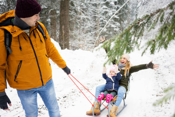 istock Family on winter vacation 1130061129