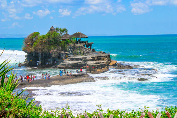 Tanah Lot Temple, Bali, Indonesia Tanah Lot Temple, Bali, Indonesia tanah lot temple bali indonesia stock pictures, royalty-free photos & images