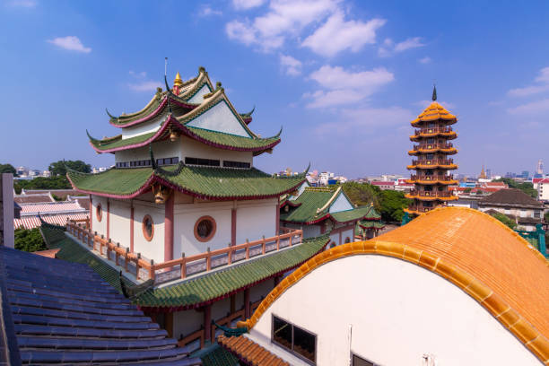 istock Chinese Temple and Pagoda 1130108810