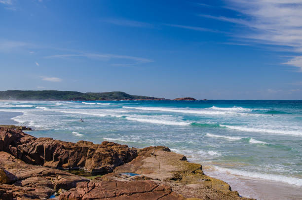istock One Mile Beach, Port Stephens, Australien 1130115108