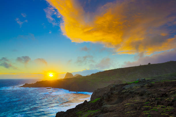 istock Island of Maui in Hawaii 1130160509
