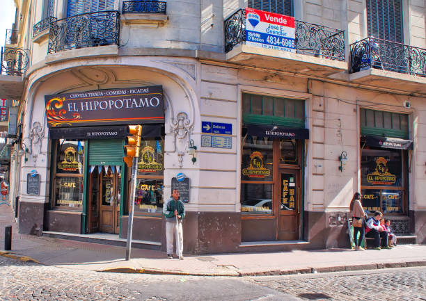 restauracje i kawiarnie san telmo- najstarszej dzielnicy buenos aires - latin america argentina south america city zdjęcia i obrazy z banku zdjęć