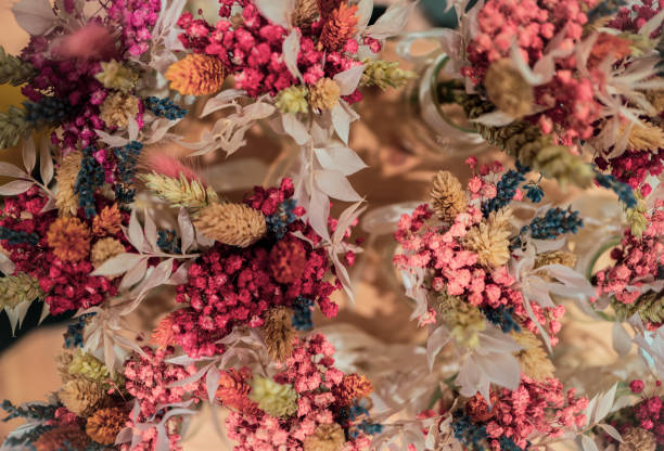 istock Dry Flower Decoration 1130214763