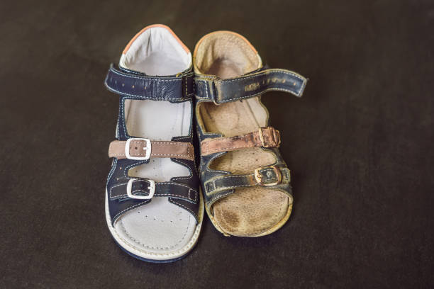 istock Old and new children's orthopedic shoes. Thomas Heel, arch support 1130221041