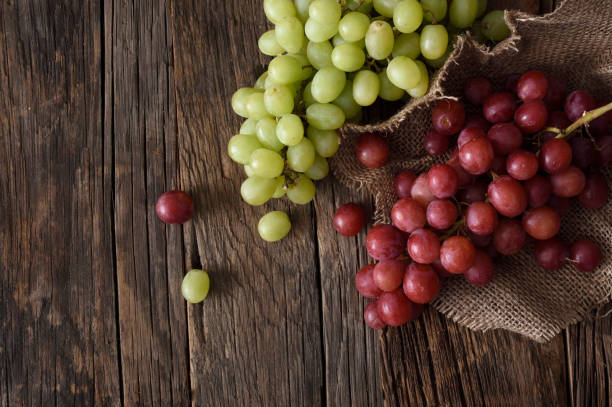 istock Bunch of red and white grapes 1130230873