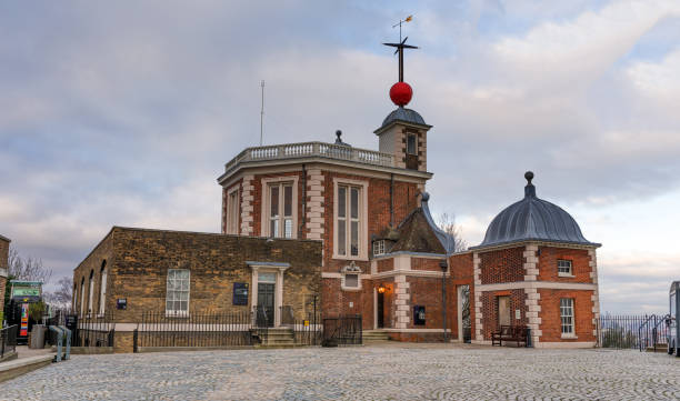 the royal observatory, greenwich, londres, royaume-uni. - royal observatory photos et images de collection