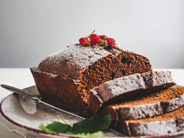 Chocolate cake, fresh berries and vintage plate