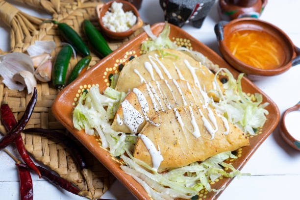 istock Mexican fried tacos 