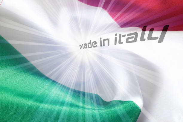 flagge von italien und slogan feito em itay - technologie - fotografias e filmes do acervo