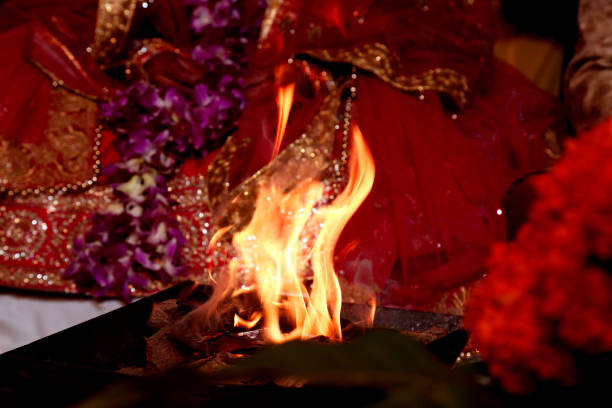 istock Hindu marriage hawan, sat fere 1130507801