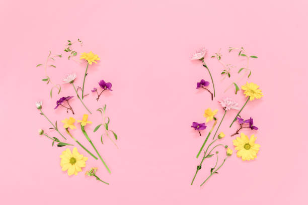 istock Romantic floral greeting card template 1130543573