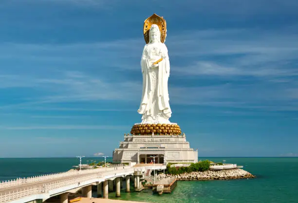 The Nanshan Center for Buddhism is located just 40 kilometers west of Sanya, Hainan Province. The area of the park complex is about 50 square kilometers, being the largest Buddhist center. This place is a significant landmark of Hainan, which is very popular with tourists and Buddhist pilgrims.