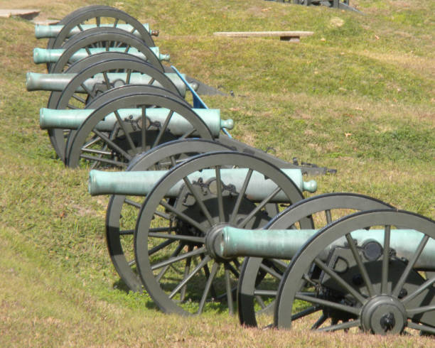 istock Civil War cannons of Vicksburg 1130553529