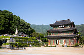 geumsansa-tempel.jpg?b=1&s=170x170&k=20&c=tZT3Mqt5126gU5KqDQs0nHQ0YhzB6Rf9O57hyTiylzs=