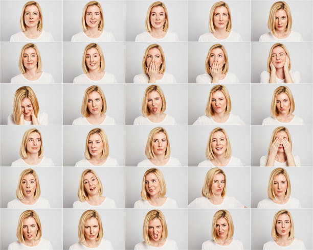 mujer joven haciendo expresiones faciales - expresión facial fotos fotografías e imágenes de stock