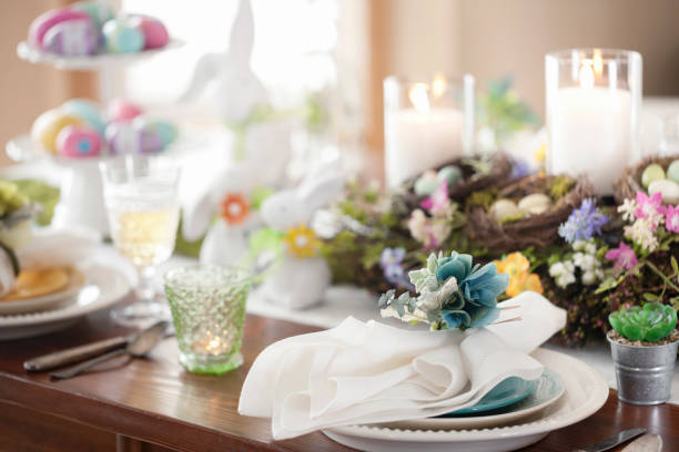 easter dining table setting - retro revival food easter napkin imagens e fotografias de stock