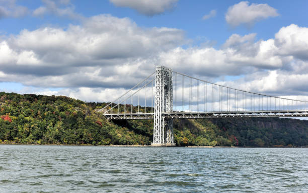 istock George Washington Bridge - NY/NJ 1130623375