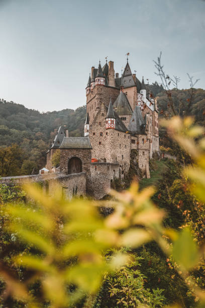 Neuschwanstein: Neuschwanstein castle is a nineteenth-century palace on a rugged hill above the village of Hohenschwangau near Fussen in southwest Bavaria, Germany