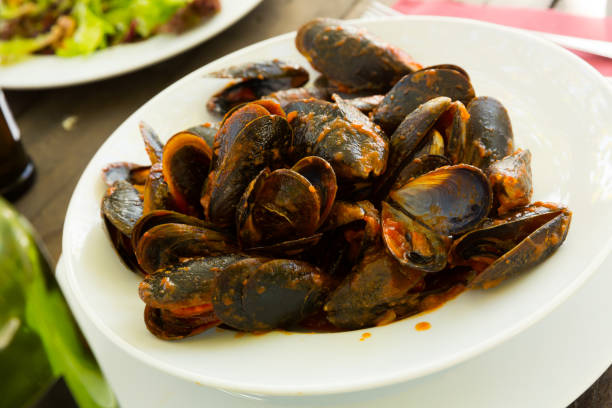 istock Mussels with tomato sauce 1130650375