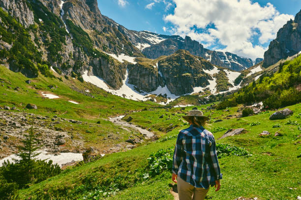 istock enjoy the view in the mountains 1130680894