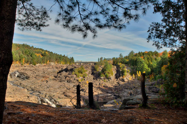 istock Fall of Shawinigan 1130714099