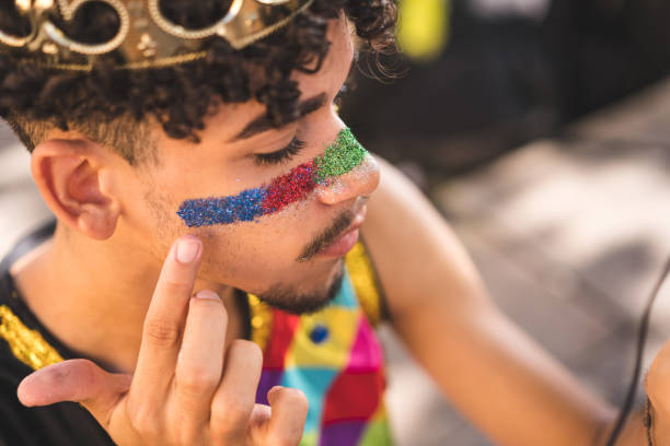 istock Applying glitter on the skin 1130727660