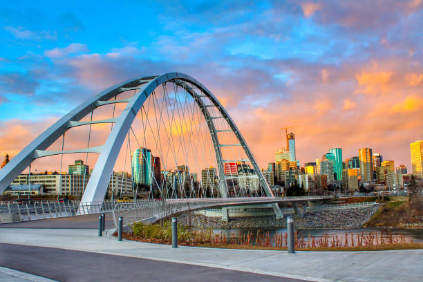 Walterdale Bridge Sunset A beautiful and colorful sunset over the city of Edmonton alberta stock pictures, royalty-free photos & images