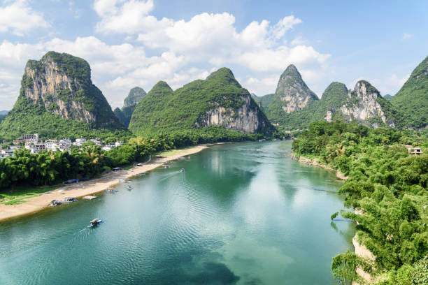istock View of the Li River (Lijiang River) among karst mountains 1130833042