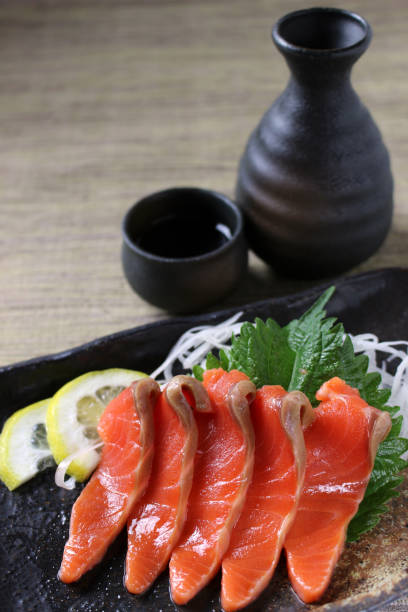 sashimi de salmón - japanese maple autumn leaf tree fotografías e imágenes de stock