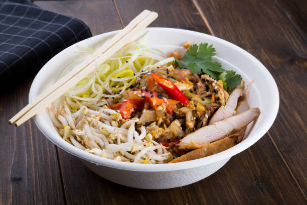 Buckwheat soba noodles with chicken meat