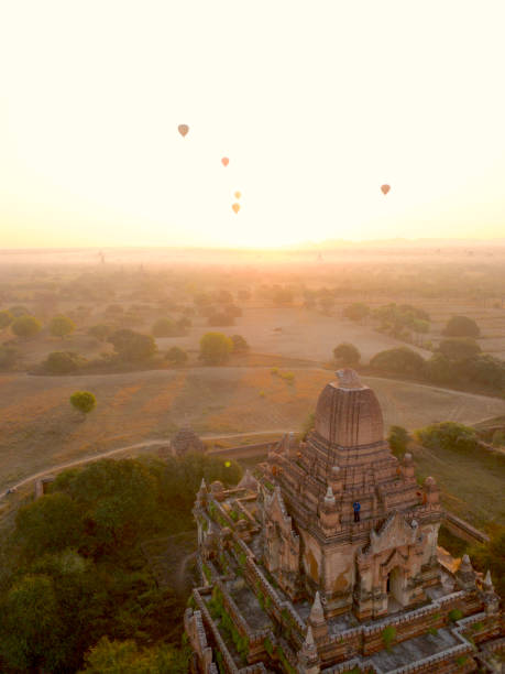 istock Sunrise on the holy Temples of Bagan 1130920842