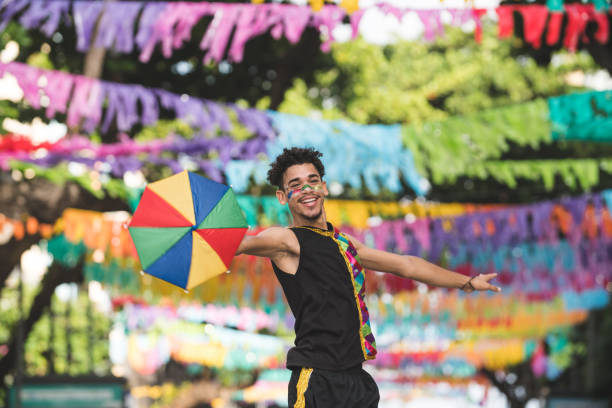 Carnival in Recife, Pernambuco, Brazil Brazil, Recife, 20-29 Years, Adult, Adults Only samba dancing stock pictures, royalty-free photos & images