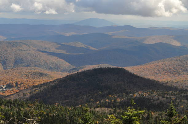 istock Rolling Autumn Mountain Peaks of Vermont 1130928201