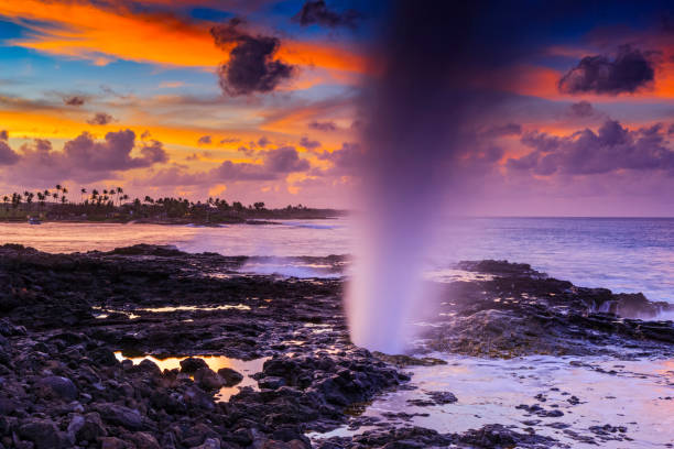 insel kauai auf hawaii - fountain water physical pressure splashing stock-fotos und bilder