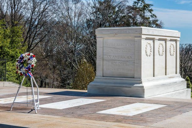 istock Tomb of the Unknown Soldier 1130971370