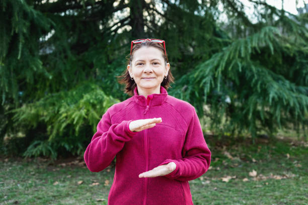 istock American sign language - hand gesture, phrase 