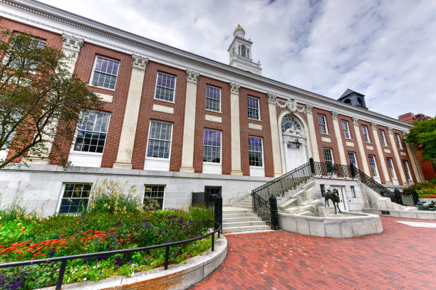 istock Burling Vermont City Hall 1131049679