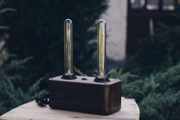 Lámpara de madera - foto de stock