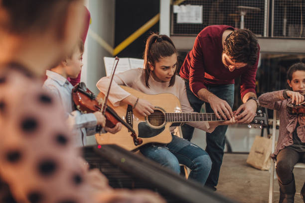 istock Children's music school class 1131108011