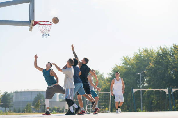 istock Brisk Fight Under The Hoop 1131111153