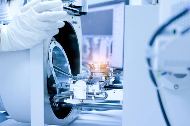 istock Scientist is preparation of nanomaterials for Scanning Electron Microscope (SEM) machine in laboratory 1131116274