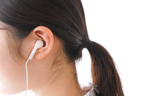 istock Young student listening to music 1131164095