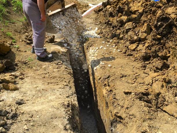drainagebau - förderleitung stock-fotos und bilder