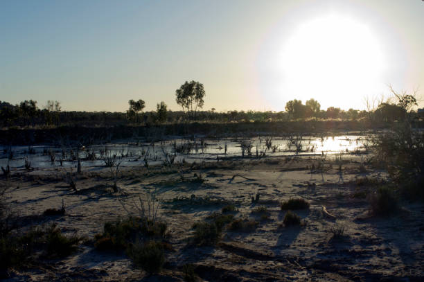 istock Spring sunset over Lake Magic, Hyden, WA, Australia 1131339039