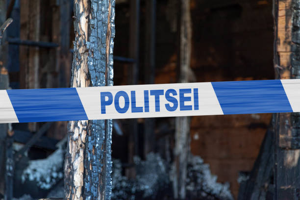 istock Politsei - Cordon tape 1131385850