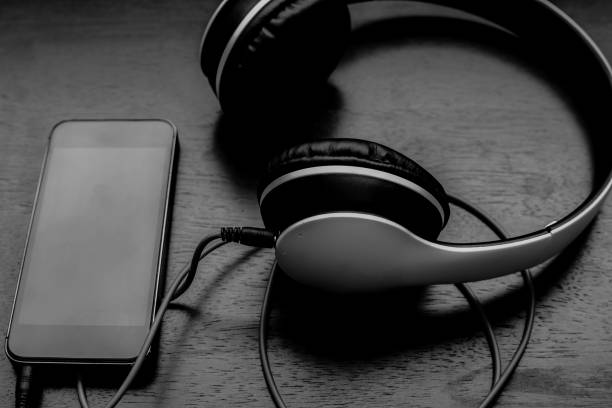 istock Headphones and smartphone 1131398514