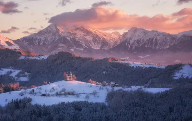 St. Thomas church on a winter morning