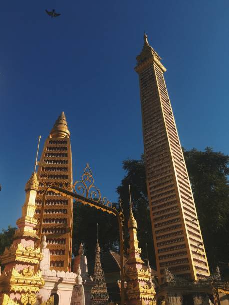 пагода thanboddhay - thanboddhay paya famous place architecture indoors стоковые фото и изображения