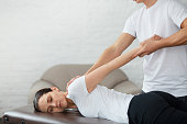 posttraumatische-rehabilitation-sport-physiotherapie-genesungskonzept.jpg?b=1&s=170x170&k=20&c=UXyflfp-sqrbCQHbNItwL3UcGg6_Z5HtOAHM1ZyTBMY=