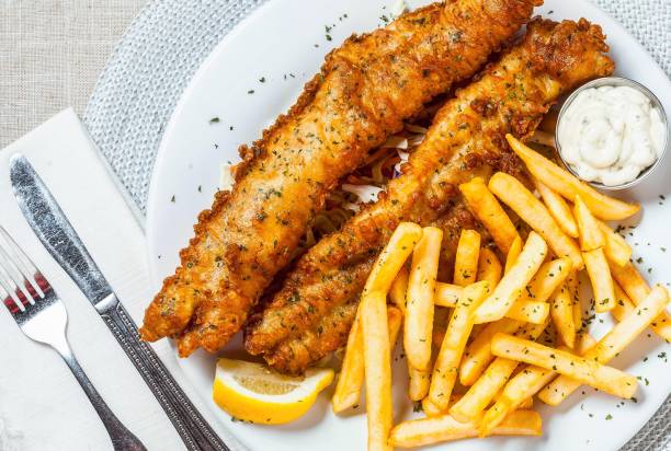 Cchips 7.800+ Fish And Chips Stockfoto's, afbeeldingen en royalty-free beelden ...